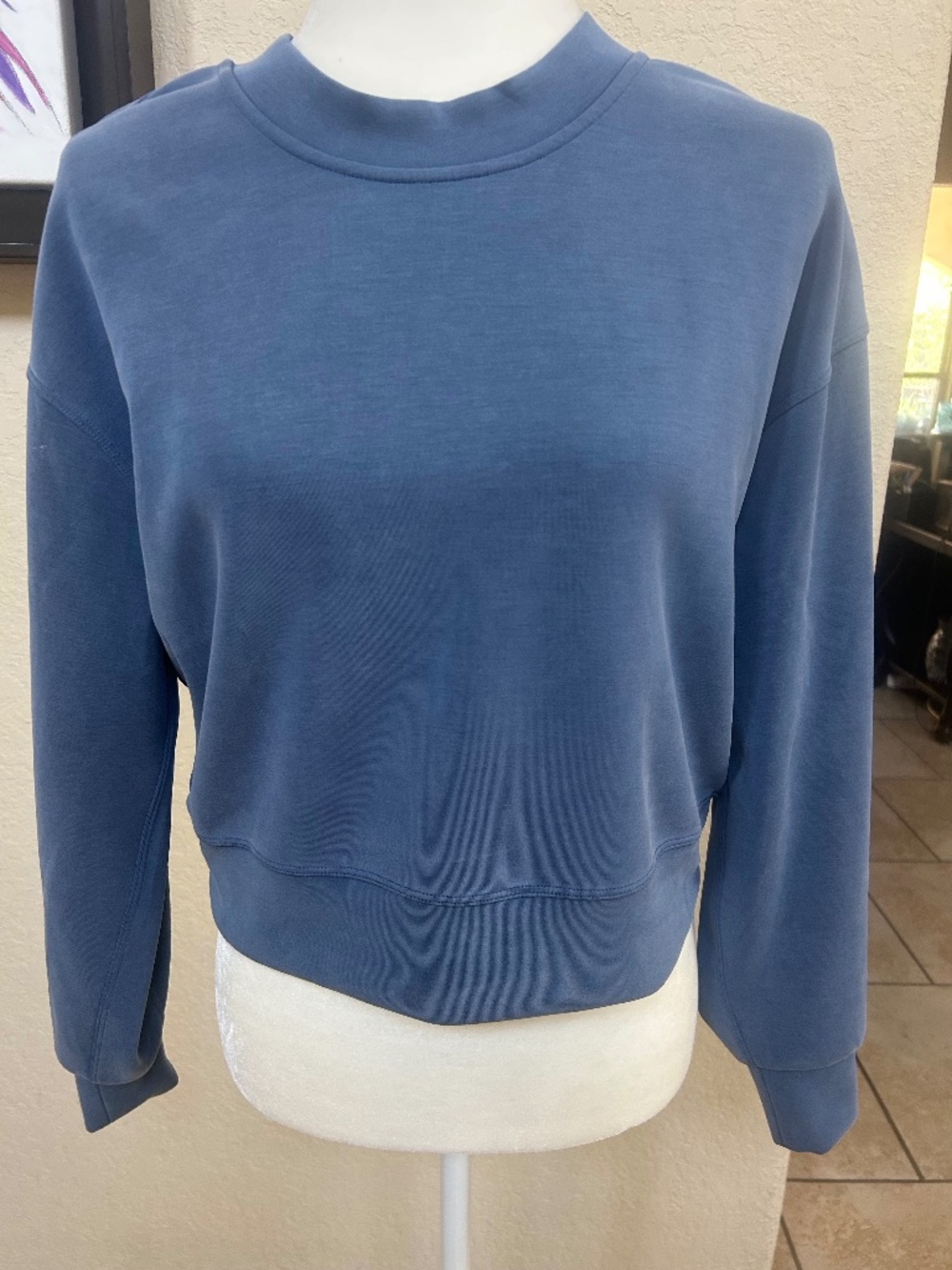 Lululemon Softstreme Oversized Cropped Crew. Sz.2